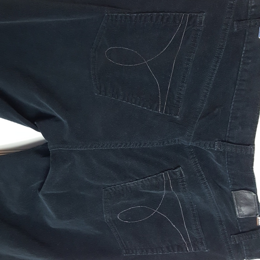 Calvin Klein Thin-rib Corduroy 14